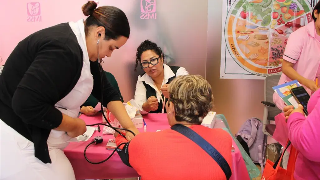 Cáncer de mama en Coahuila: ¿Qué pláticas ofrece el Club de Leones sobre este padecimiento?