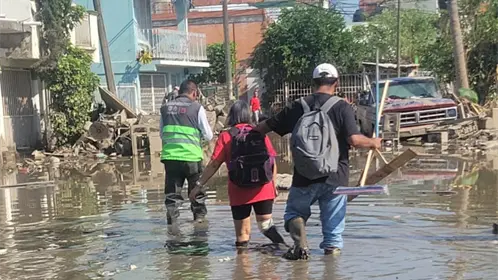 Aumenta a 72 fallecidos por lluvias en cinco estados; hay 48 personas desaparecidas