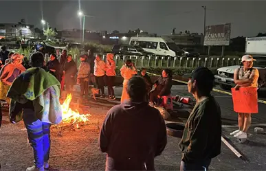 VIDEO | Vecinos bloquean el Circuito Exterior Mexiquense por falta de agua en Chimalhuacán