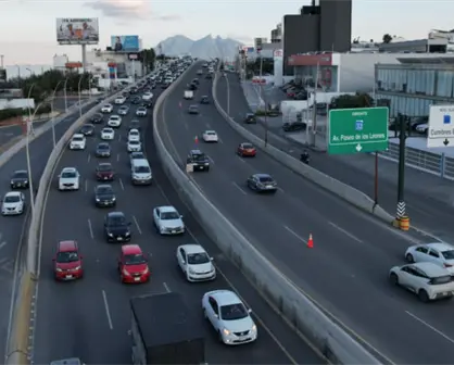 Amplían carril reversible vespertino en Leones para mejorar la movilidad en Monterrey
