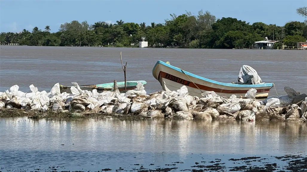 Para esto servirán los costales que instaló Protección Civil en zonas de riesgo por inundación