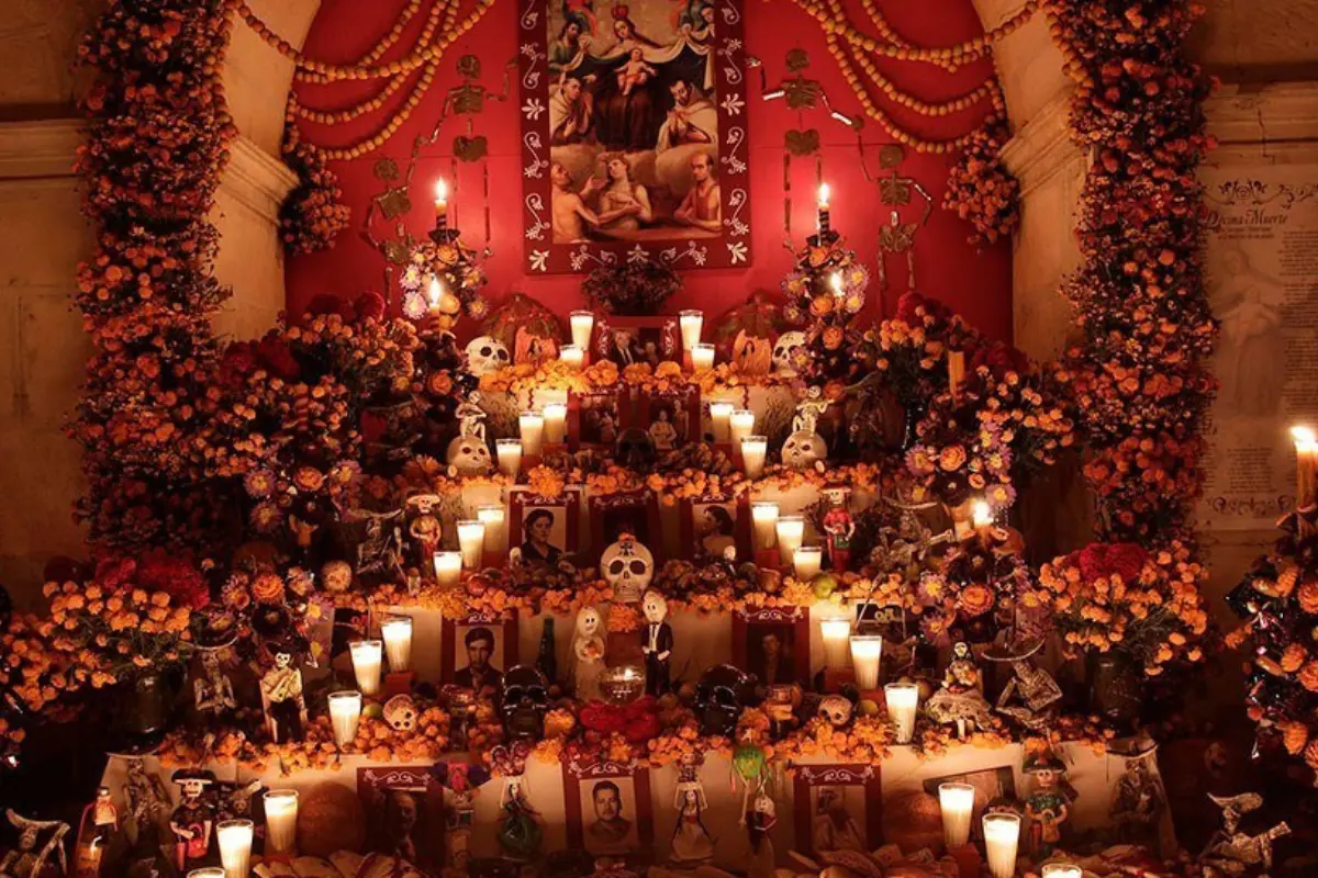 Día de Muertos 2025: ¿Qué día se debe poner la ofrenda para nuestros fallecidos?. Foto: FB Pitas House