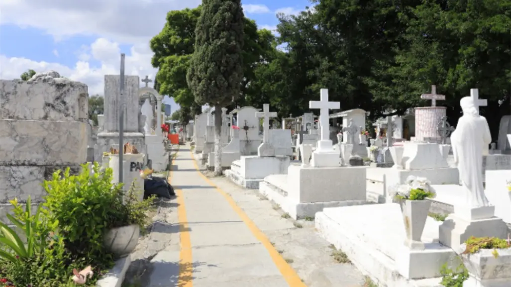 Guadalupe se prepara para el Día de Muertos en sus panteones municipales, ¿cuándo podrán visitarse?
