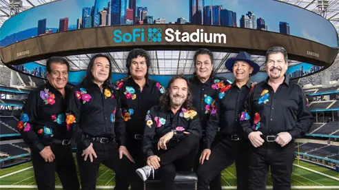Los Bukis anuncian su final y develan gigantesco mural en Los Ángeles