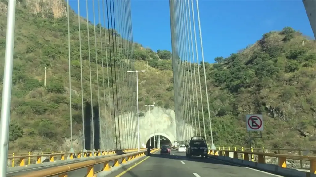 ¿Hay cancelación de viajes a Mazatlán tras desaparición de Carlos Emilio? Esto dicen las agencias