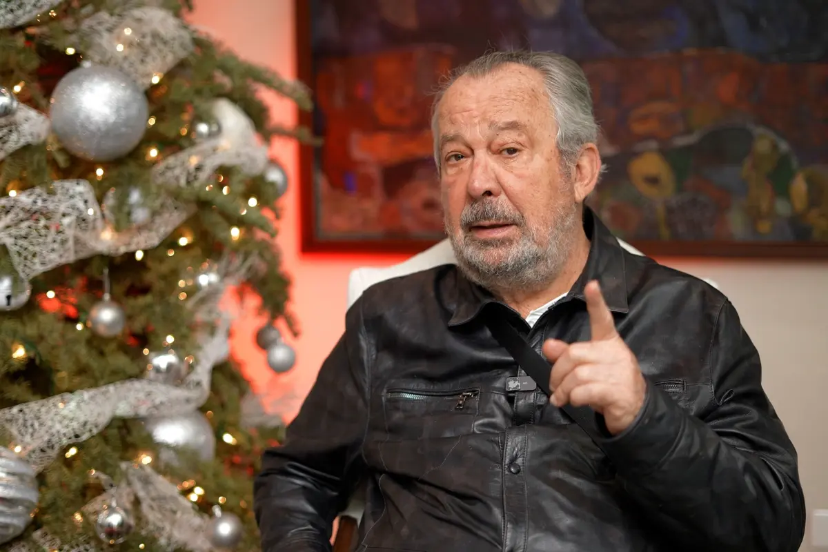 Mauricio Fernández en diciembre de 2024 recibió a POSTA en su casa para una última entrevista. Foto: POSTA