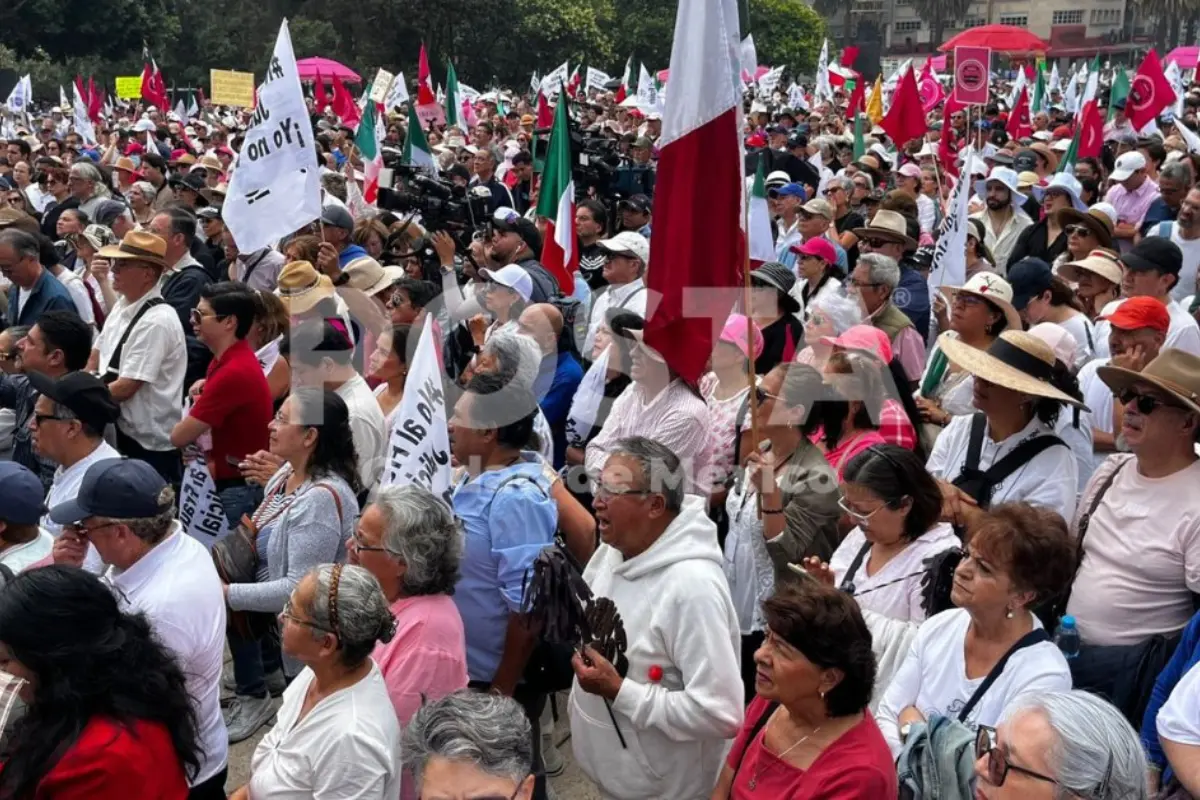 Personas en protesta en CDMX. Foto: Laura Ávila