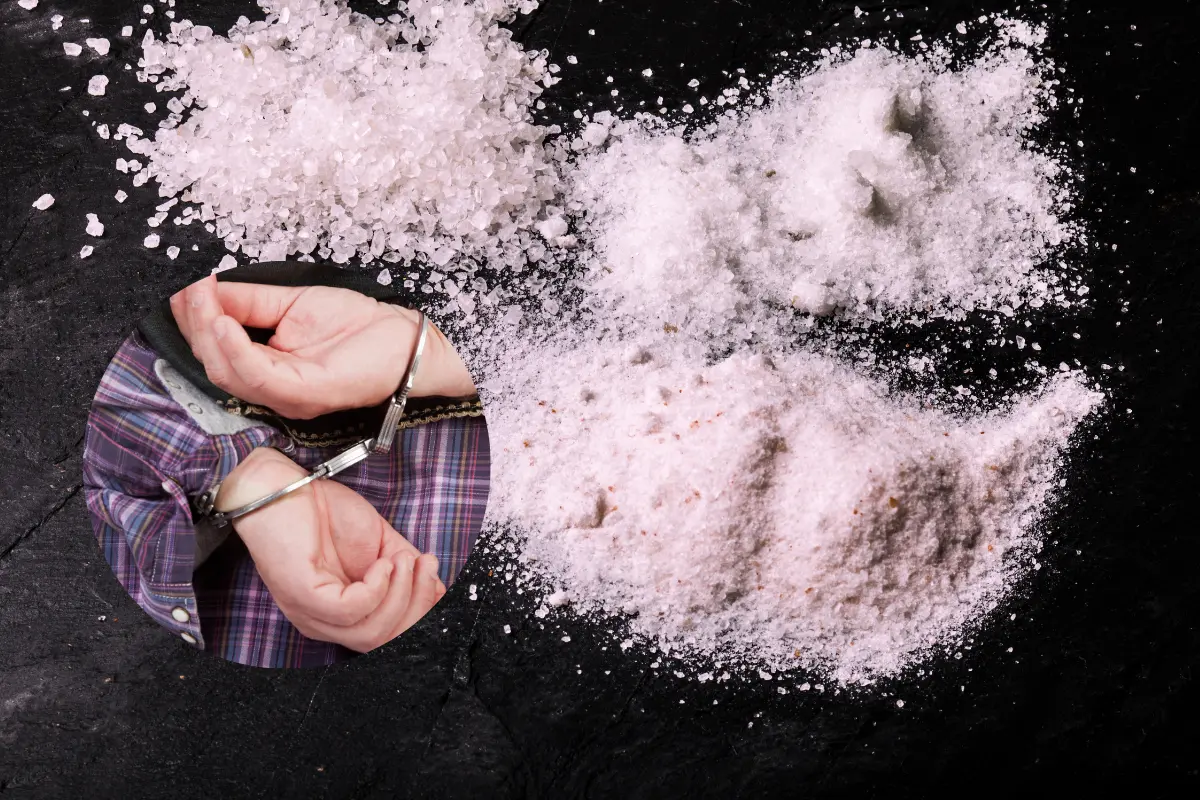 Detuvieron a Sergio N con 53 gramos de la sustancia granulada y cristalina con las características de la droga conocida como cristal. Fotos Ilustrativas: Canva.