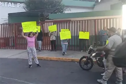 Bloquean avenida Legaria por presunta negligencia médica en el caso de un niño de 4 años Bloquean avenida Legaria por presunta negligencia médica en el caso de un niño de 4 años