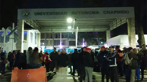 Trabajadores de la Universidad de Chapingo se van a paro tras explosión en comedor