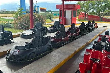 ¡Vive la aventura! descubre la nueva pista de Go Karts en Parque Fundidora ¡Vive la aventura! descubre la nueva pista de Go Karts en Parque Fundidora