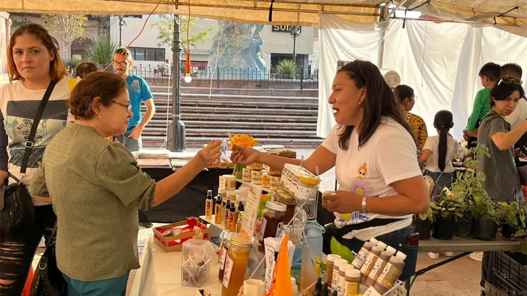 ¿Qué es el Tianguis Cultural "Entrego punto medio" en Saltillo?