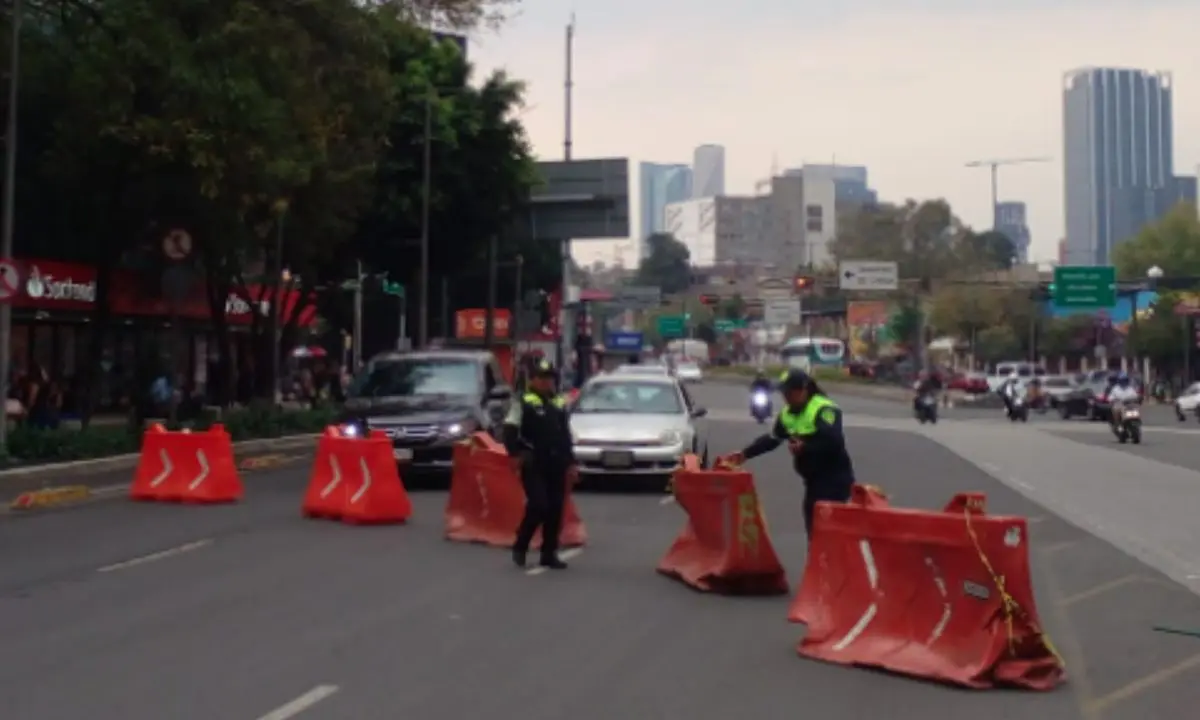 Bloqueo vial en CDMX. Foto: X (@OVIALCDMX)