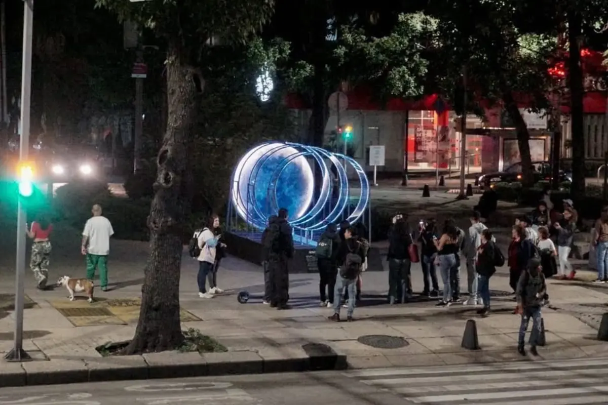 Filux en Paseo de la Reforma. Foto: X @urismocdmx