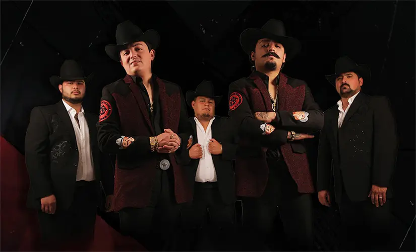Los Dos Carnales.
