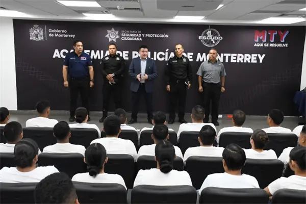 Monterrey impulsa la capacitación de 300 futuros elementos policiales