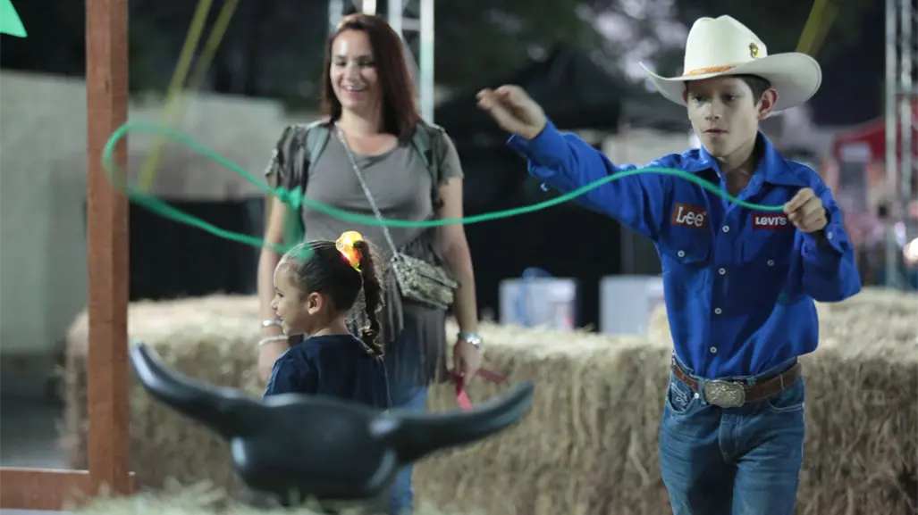 Rodeo Saltillo 2025 tendrá casa llena en el Teatro del Pueblo y pondrá toda la carne en el asador