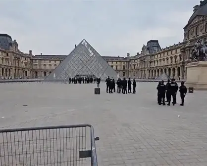 Roban joyas de Napoleón en el Museo del Louvre