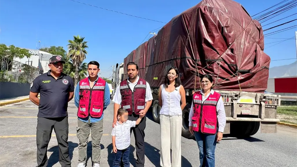 Jesús Nava participa en envío de convoy de ayuda a municipios afectados de Veracruz
