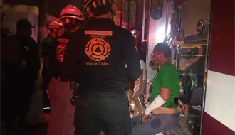 Hombre resulta con quemaduras tras incendio en casa de San Nicolás