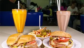 ¿Qué tiene de especial este restaurante de Durango y por qué siempre hay fila para entrar?