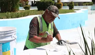 Realiza brigada Aquí Andamos limpieza profunda a la Alameda de Saltillo