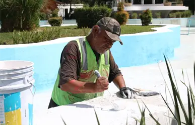 Realiza brigada Aquí Andamos limpieza profunda a la Alameda de Saltillo