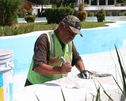 Realiza brigada Aquí Andamos limpieza profunda a la Alameda de Saltillo