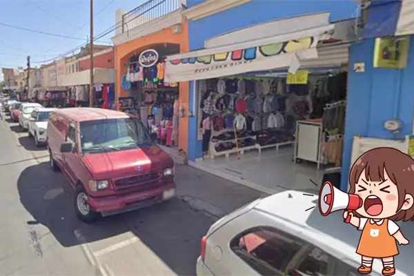 La calle de Durango famosa por la insistencia de vendedoras y vendedores a entrar a su local