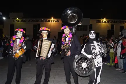 Festival Nezamictlán 2025: cine, teatro, mega ofrenda y caminata de zombies en Edomex Festival Nezamictlán 2025: cine, teatro, mega ofrenda y caminata de zombies en Edomex