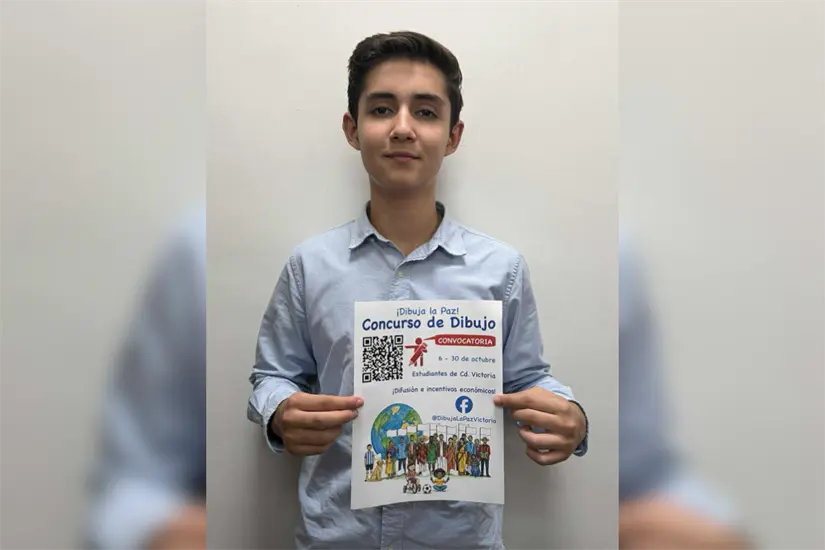 Mario Alberto Garza, de 14 años, es el organizador del concurso de dibujo. Foto: Daniel Espinoza
