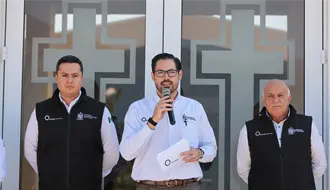 David de la Peña inaugura capilla renovada, nichos y carroza en el panteón San Marcos