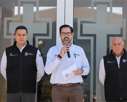 David de la Peña inaugura capilla renovada, nichos y carroza en el panteón San Marcos