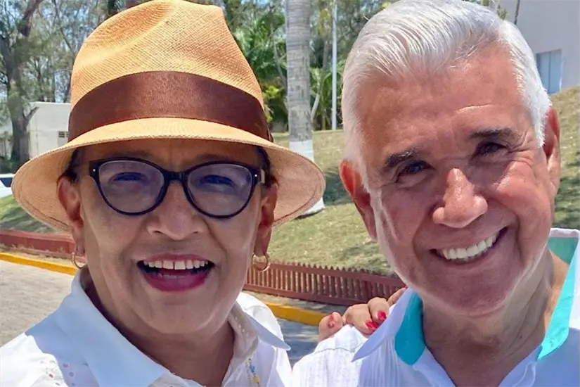 Felipe Garza Narváez junto a la secretaria de Gobernación, Rosa Icela Rodríguez. Foto: FB @felipe.garzanarvaez