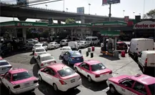 Escasez de combustible en municipios del Edomex por inundaciones en Veracruz