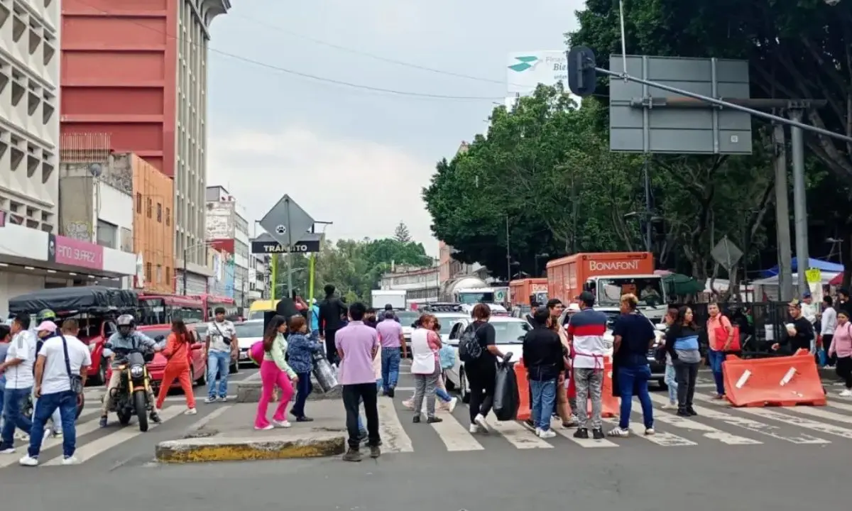 Bloqueo vial en calles de CDMX. Foto: Luis Antonio Alfaro