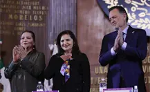 Mónica Soto presenta la Constitución con Mirada Violeta en Querétaro