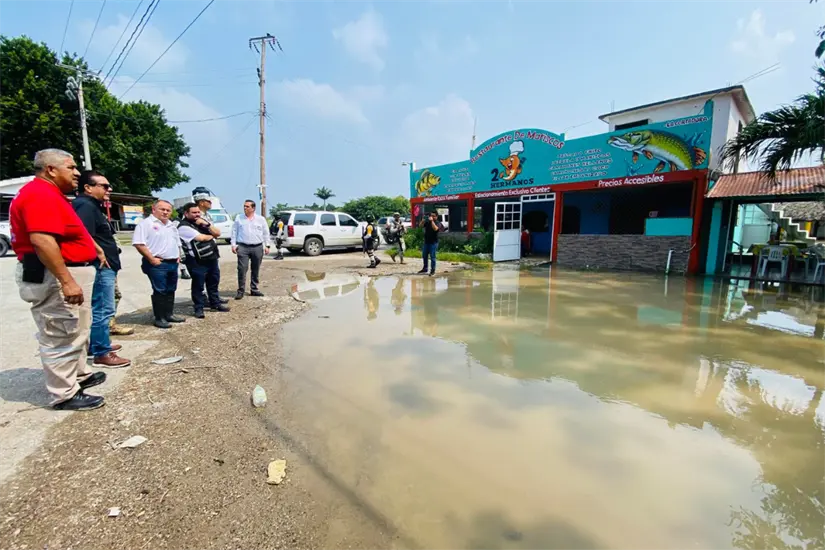 El agua solo alcanzo alrededor de 10 centímetros de alto. | Foto: Protección Civil del Estado de Tamaulipas