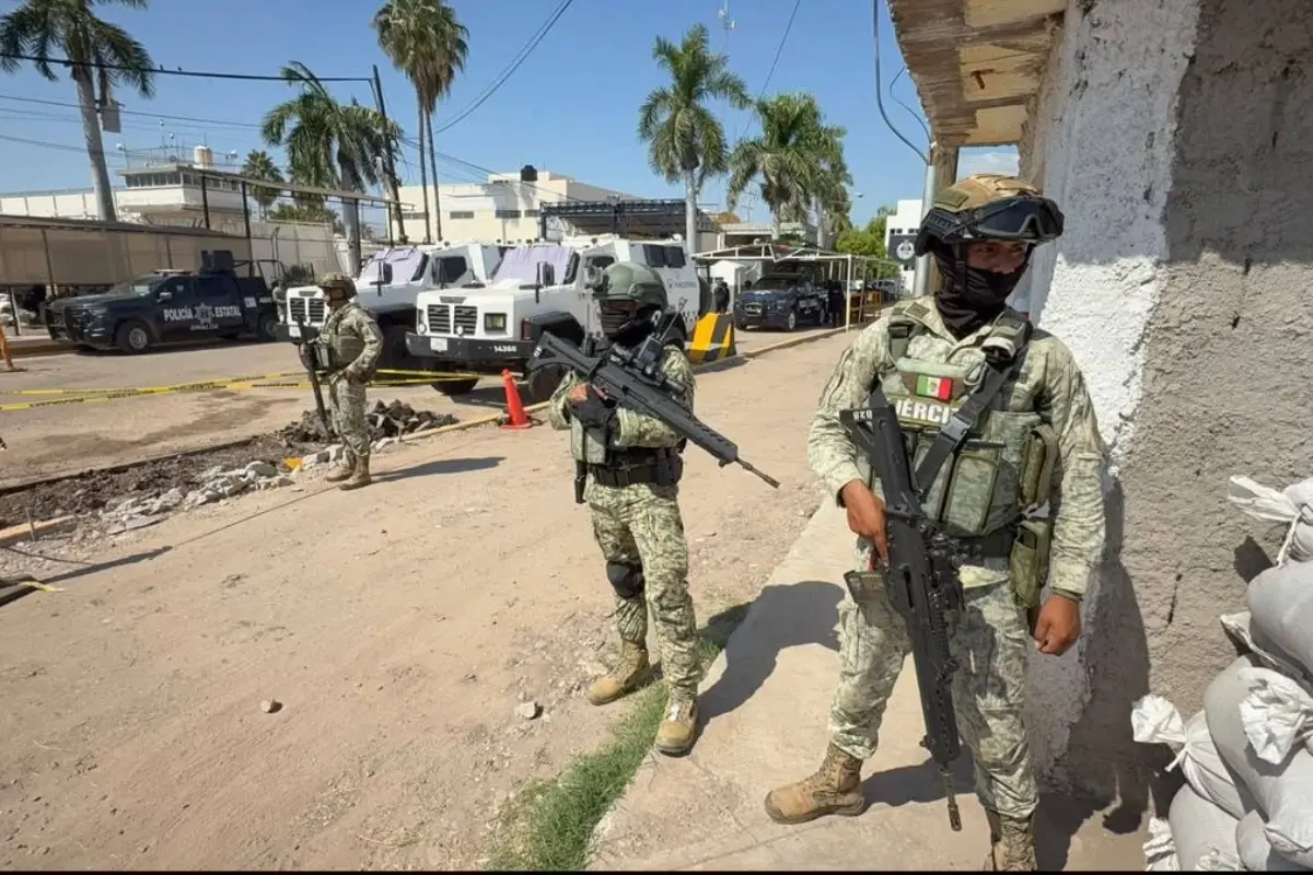 Las autoridades resguardaron las zonas aledañas del Penal de Aguaruto Foto: X(Twitter) @HRS4NTOS
