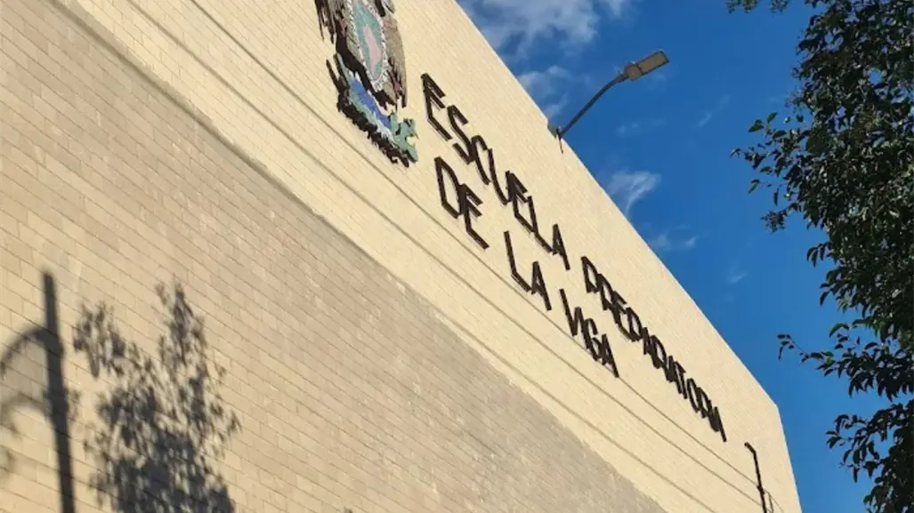 Amenaza de bomba en Prepa 7 de la UNAM provoca desalojo de estudiantes