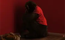 Un chimpancé enloquece en el tráiler de Primate, una nueva película sobre mascotas asesinas