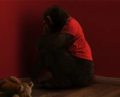 Un chimpancé enloquece en el tráiler de Primate, una nueva película sobre mascotas asesinas