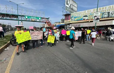 Vecinos de Chimalhuacán bloquean calles tras 10 meses sin agua