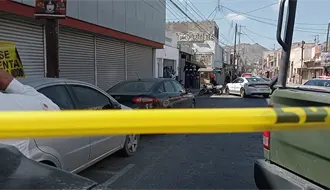 Saltillo concentra operativo federal para decomisar mercancía pirata en plaza del Centro