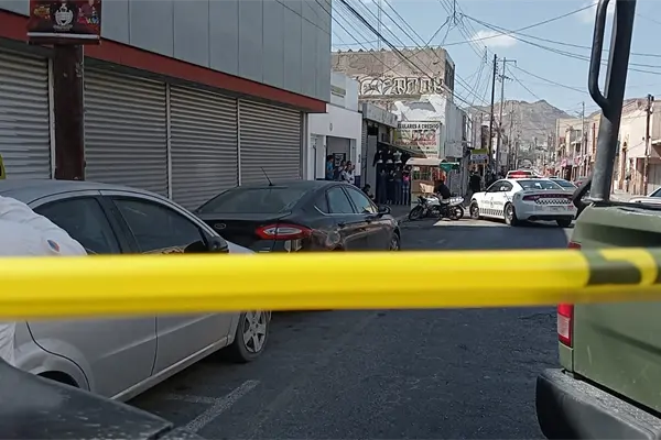 Saltillo concentra operativo federal para decomisar mercancía pirata en plaza del Centro
