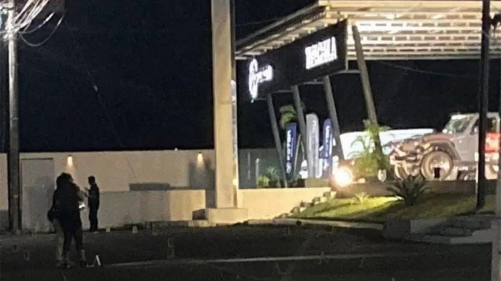 Balacera en casino Las Vegas, de Tapachula, deja varios vehículos dañados; no hay heridos