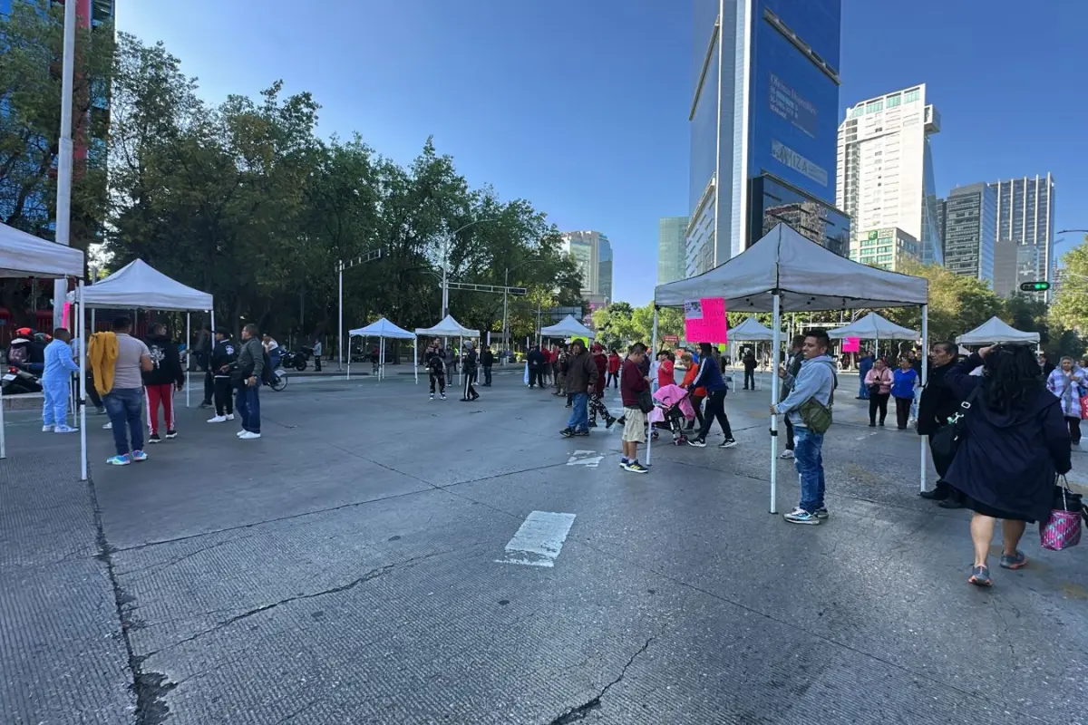 Personas manifestándose en CDMX. Foto: Ramón Ramírez