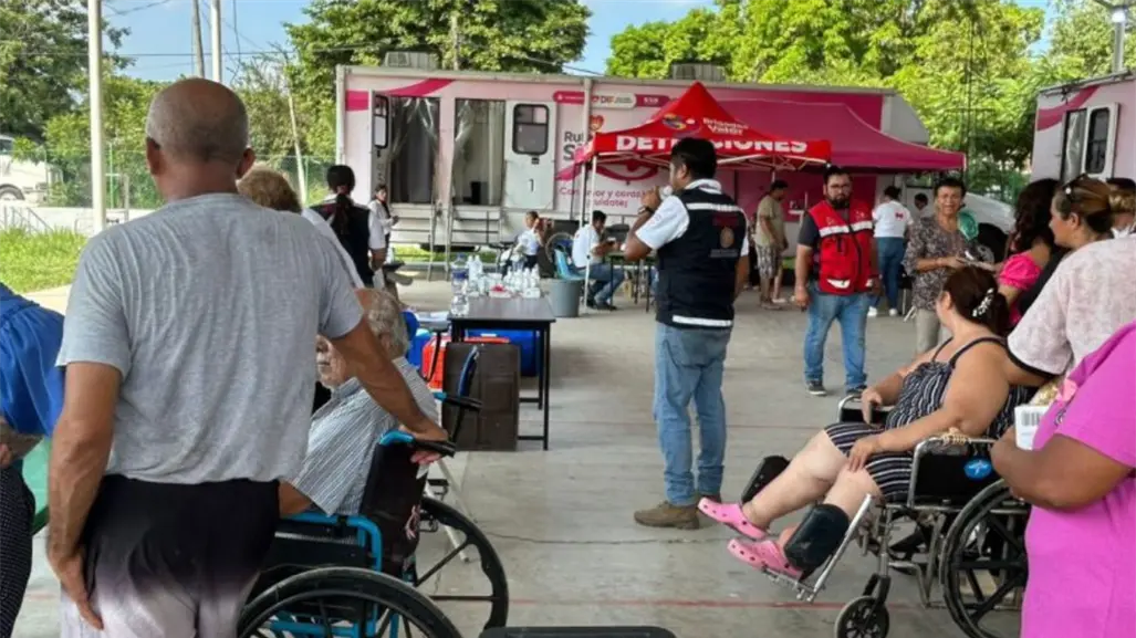 IMSS Tamaulipas lleva salud y apoyo comunitario a damnificados de El Higo, Veracruz