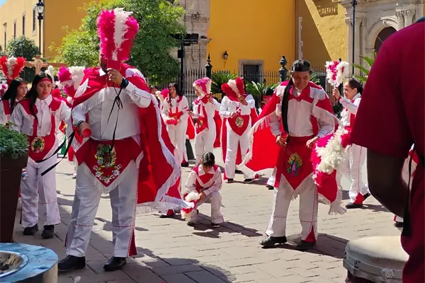 La calle de Durango cuya danza con matachines cumplió 100 años