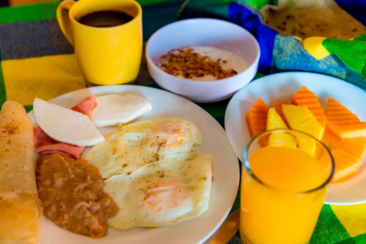 Desayuno en Hotel Posada Luna Sol. Foto: Booking.